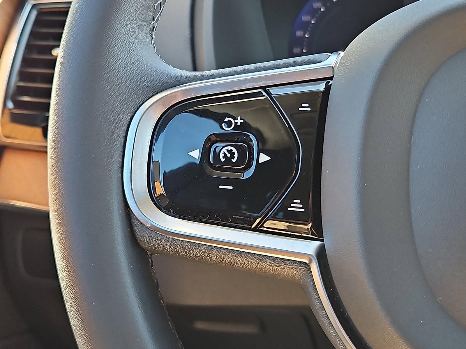 2023 Volvo XC90 B6 AWD Plus 7P