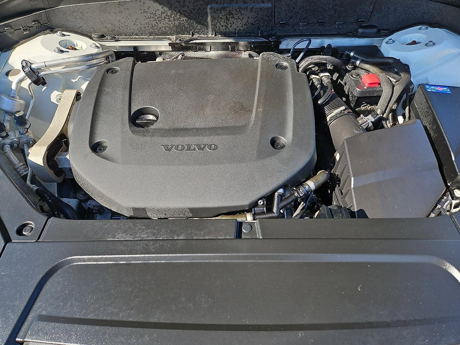 2023 Volvo XC90 B6 AWD Plus 7P