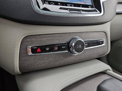 2023 Volvo XC90 B6 AWD Plus 7P