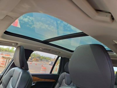 2023 Volvo XC90 B6 AWD Plus 7P