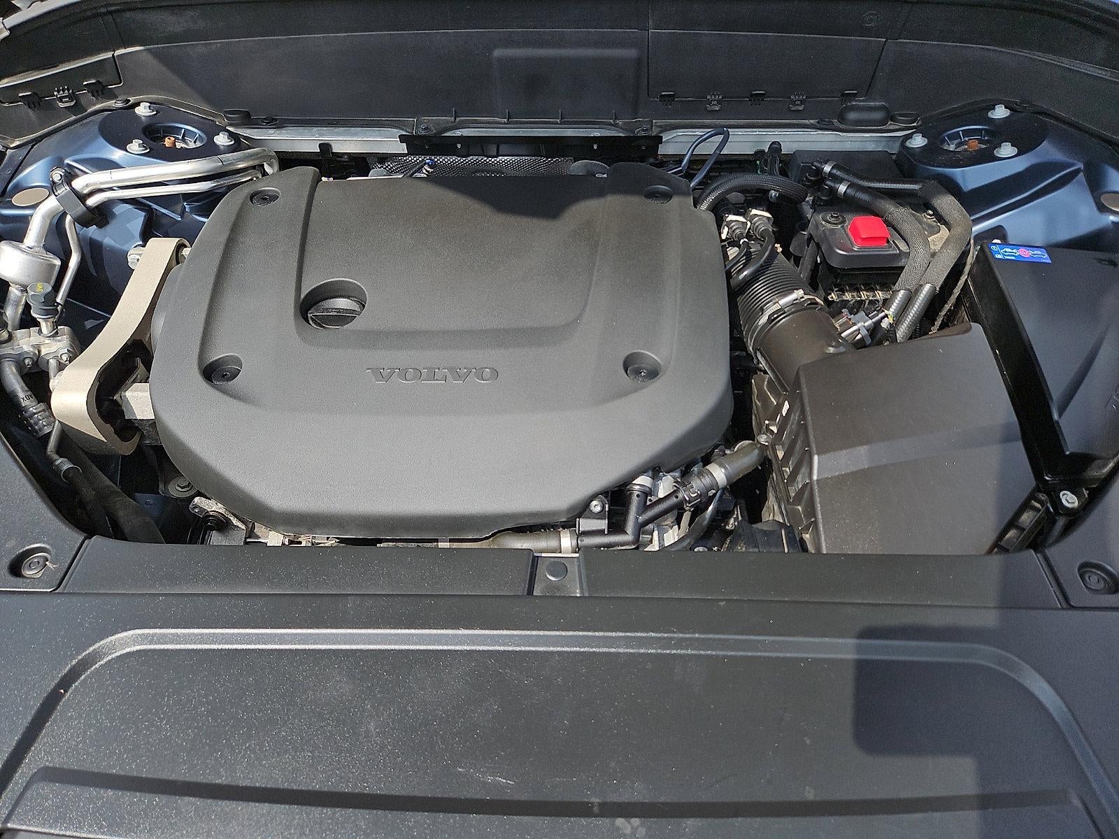 2023 Volvo XC90 B6 AWD Plus 7P