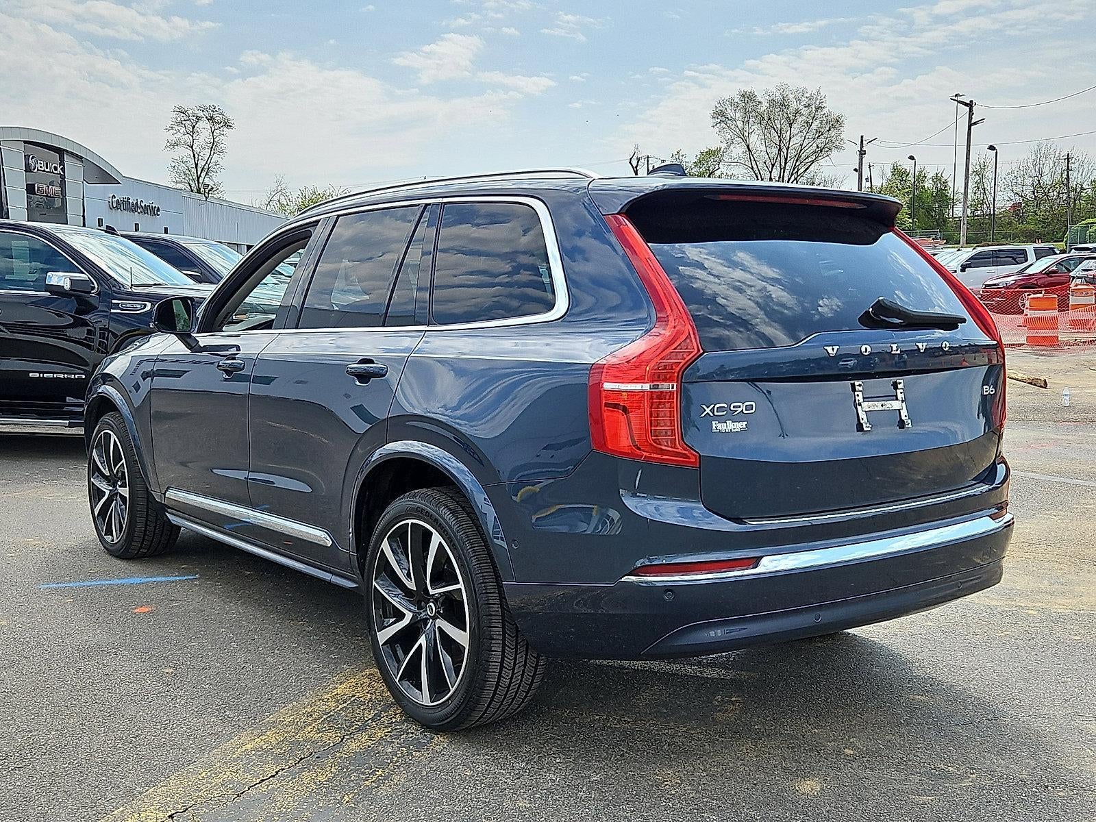 2023 Volvo XC90 B6 AWD Plus 7P