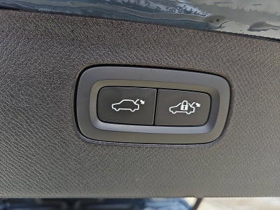 2023 Volvo XC90 B6 AWD Plus 7P