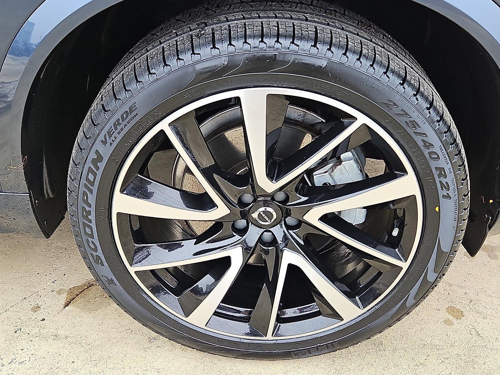 2023 Volvo XC90 B6 AWD Plus 7P