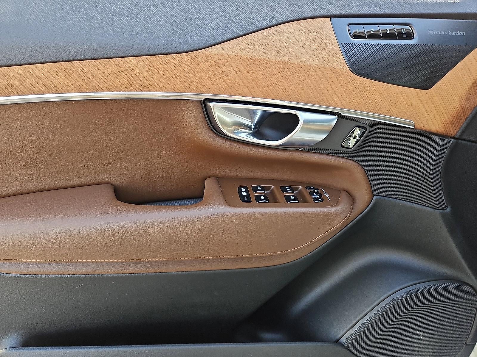 2023 Volvo XC90 B6 AWD Plus 7P