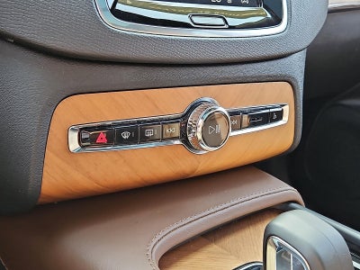 2023 Volvo XC90 B6 AWD Plus 7P