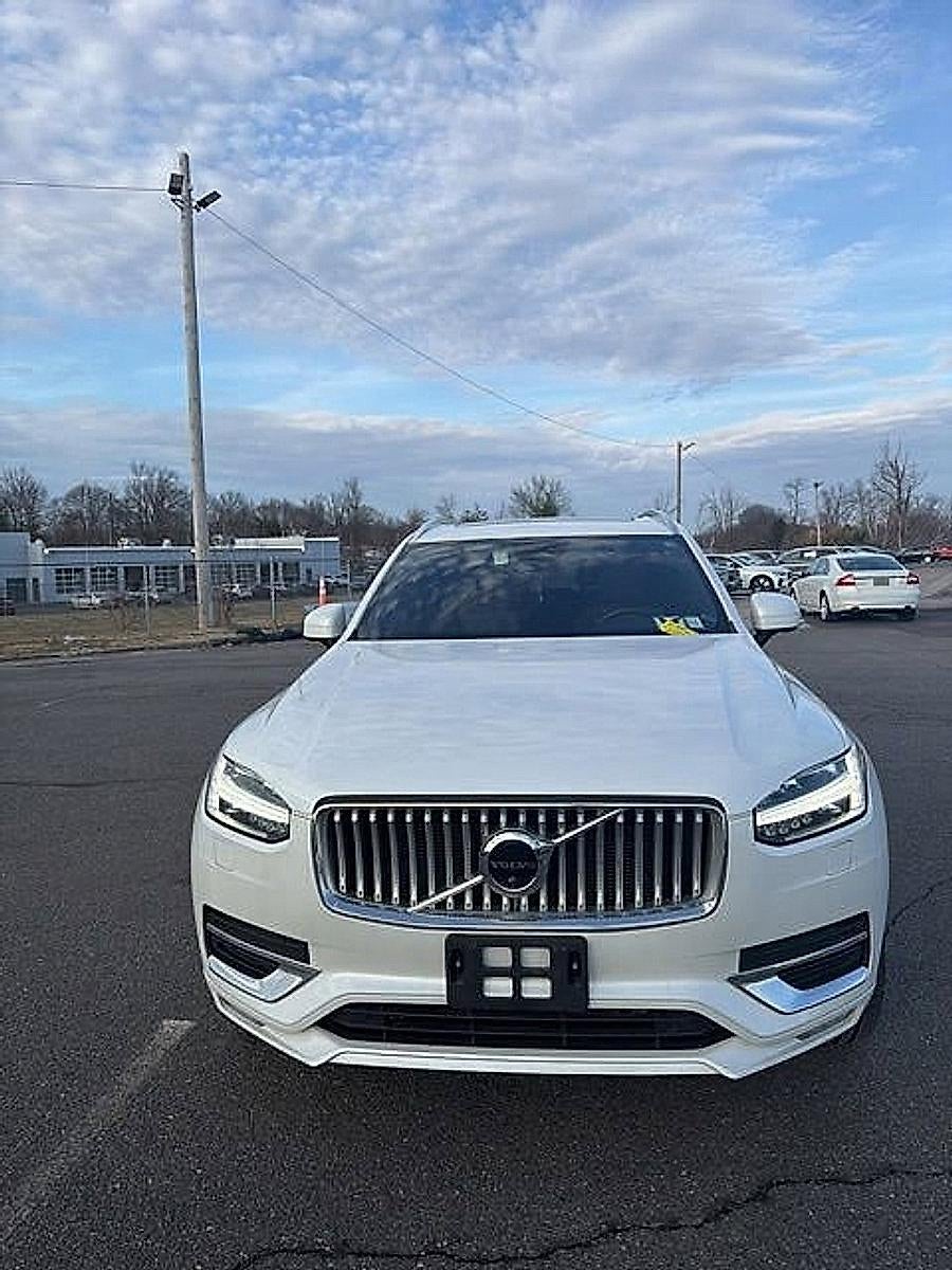 2023 Volvo XC90 B6 AWD Plus 7P