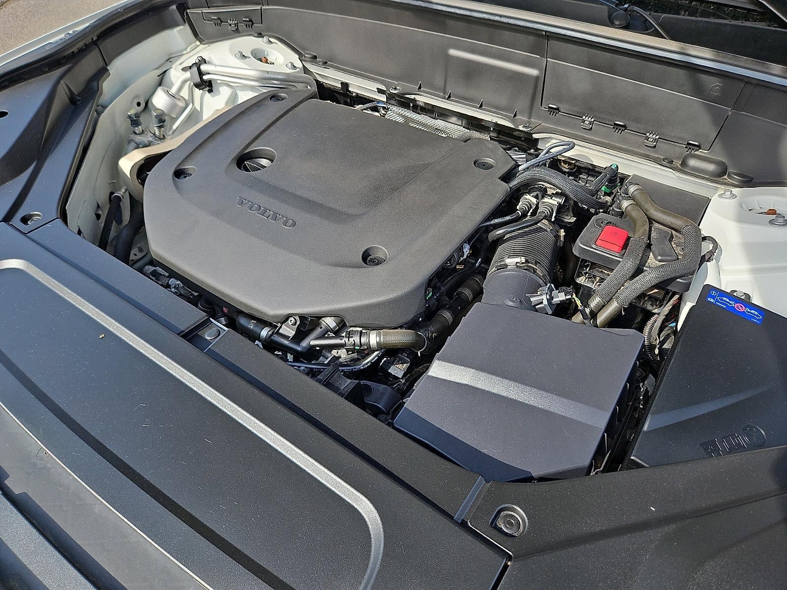 2023 Volvo XC90 B6 AWD Plus 7P