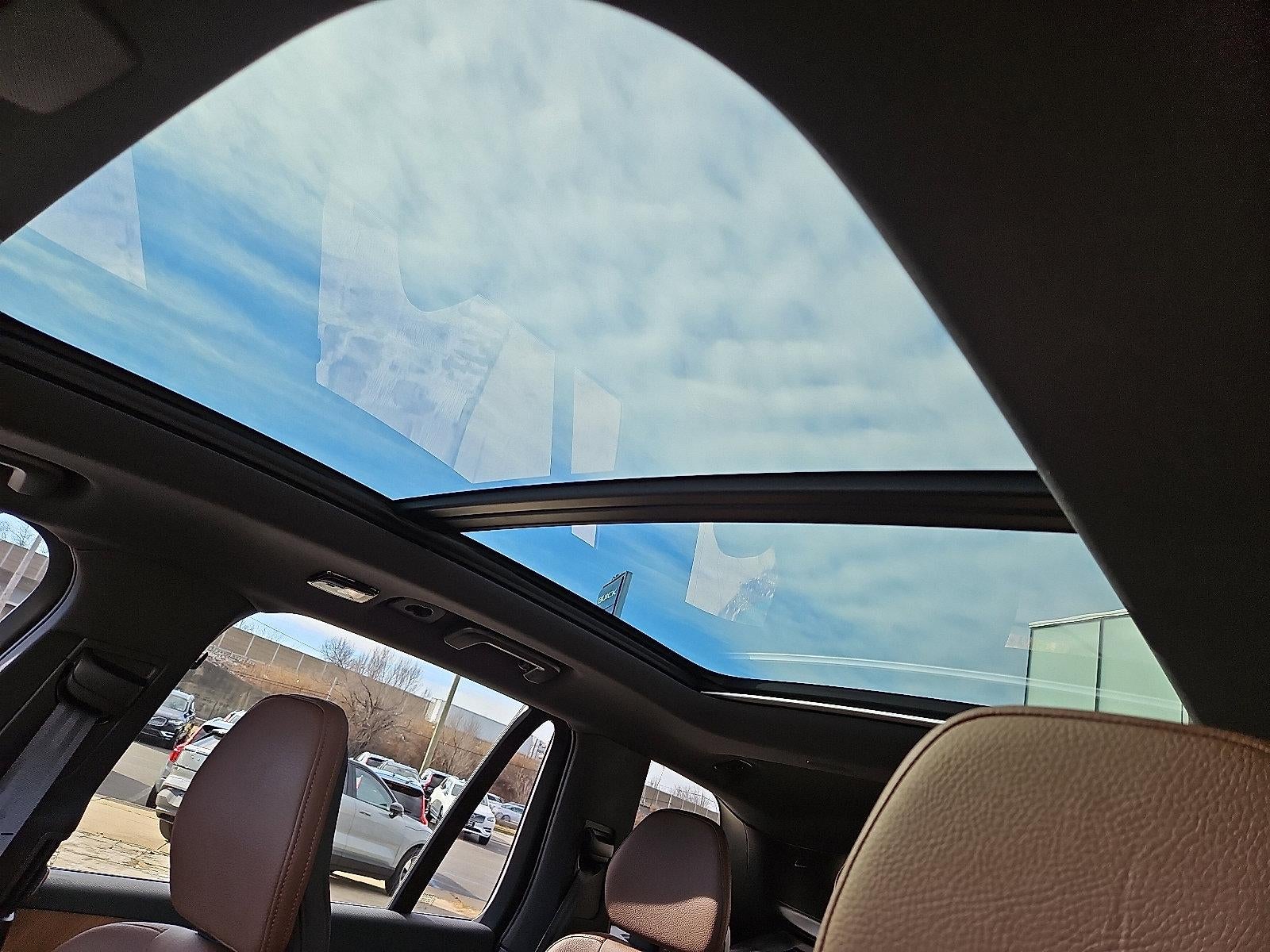 2023 Volvo XC90 B6 AWD Plus 7P