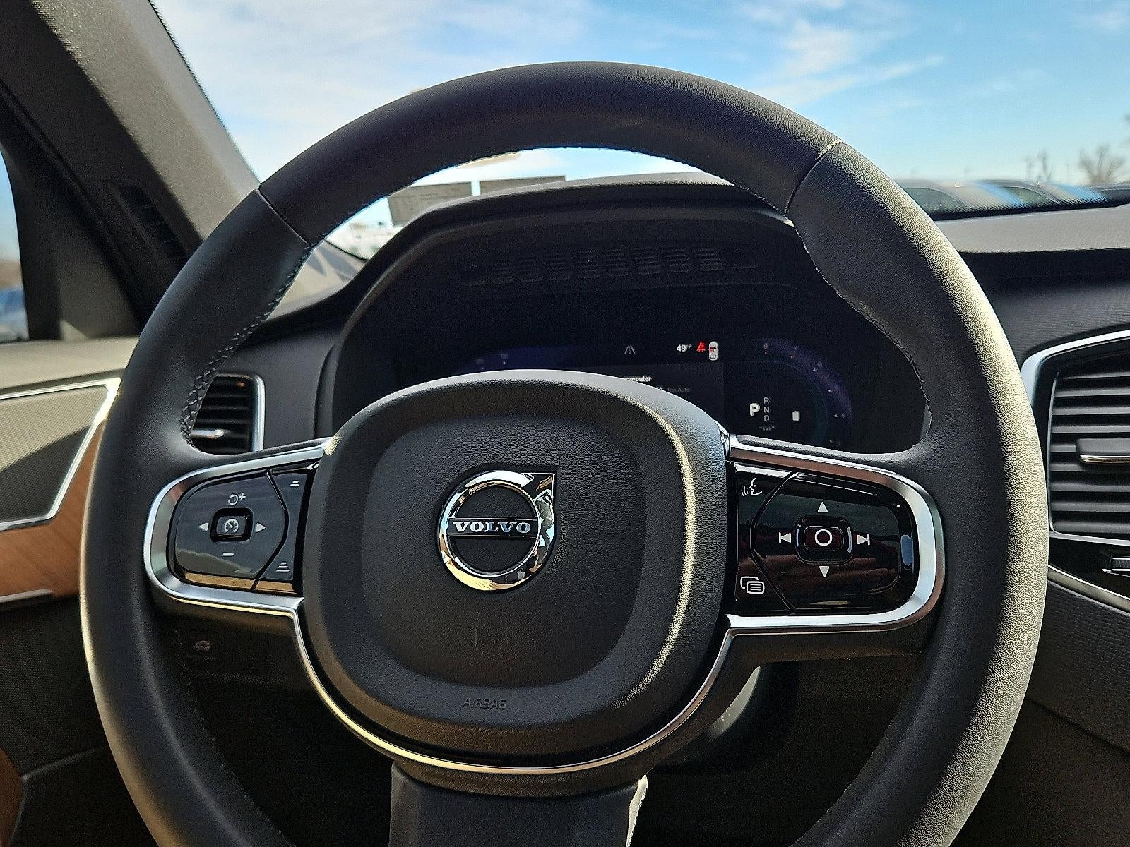 2023 Volvo XC90 B6 AWD Plus 7P