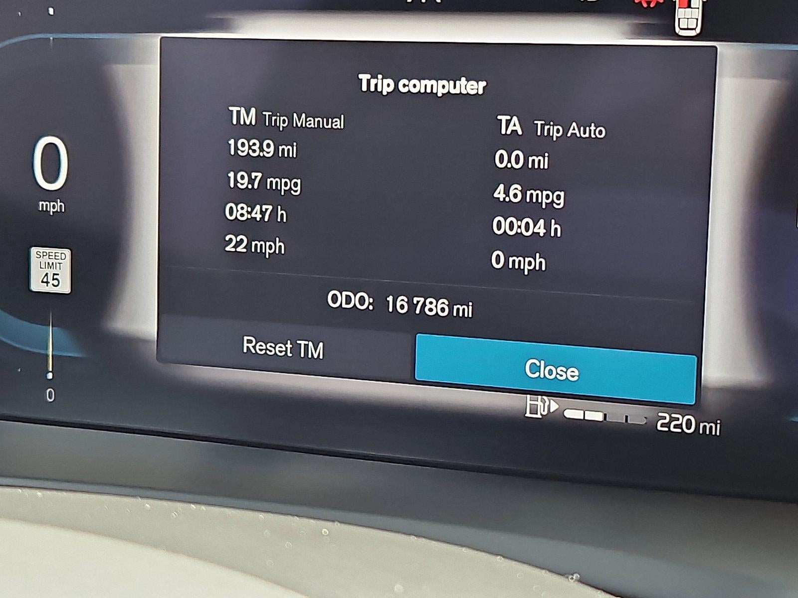 2023 Volvo XC90 B6 AWD Plus 7P