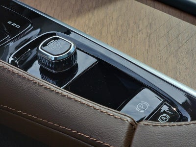 2023 Volvo XC90 B6 AWD Plus 7P