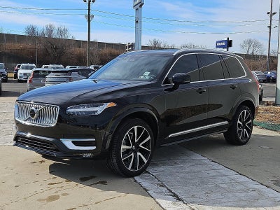 2023 Volvo XC90 B6 AWD Plus 7P