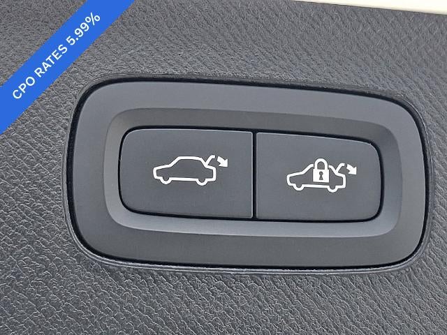 2023 Volvo XC90 B6 AWD Plus 7P