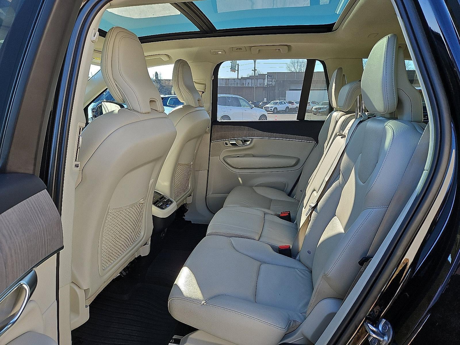 2023 Volvo XC90 B6 AWD Plus 7P