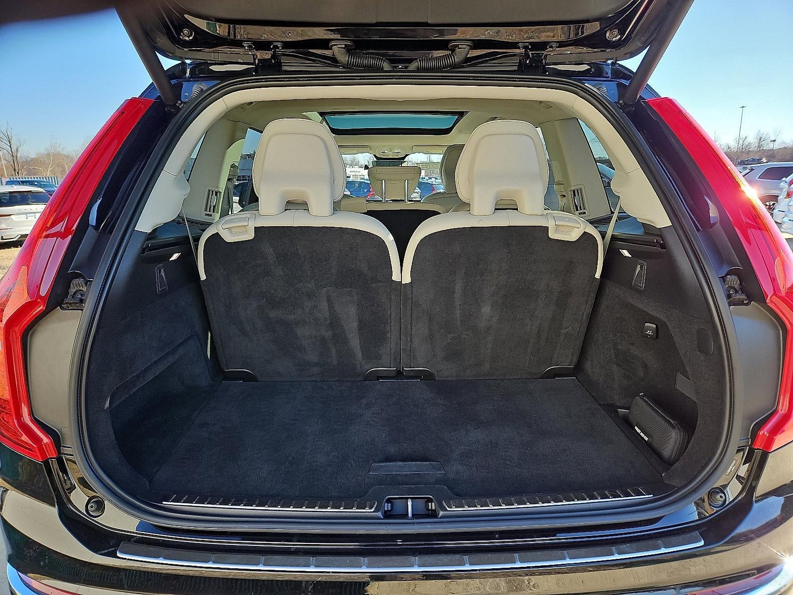 2023 Volvo XC90 B6 AWD Plus 7P