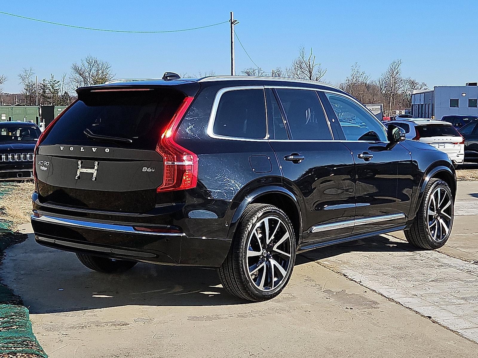 2023 Volvo XC90 B6 AWD Plus 7P