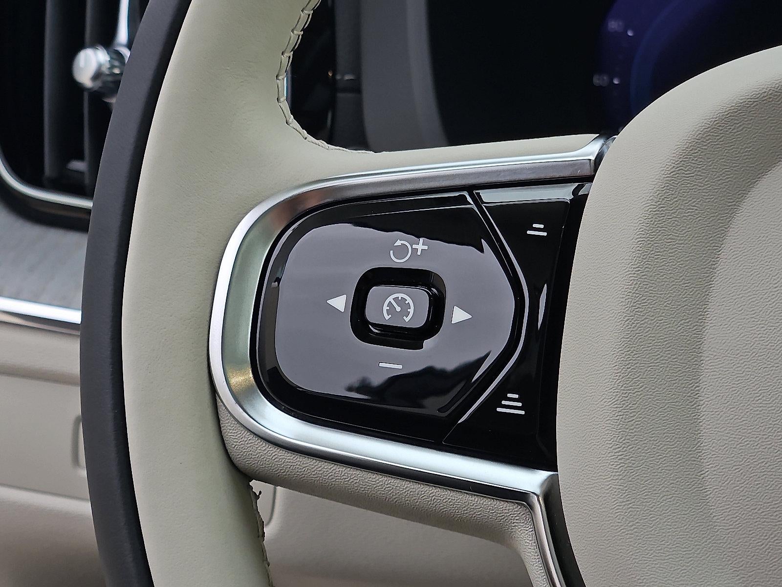 2023 Volvo XC60 B6 AWD Ultimate Bright Theme