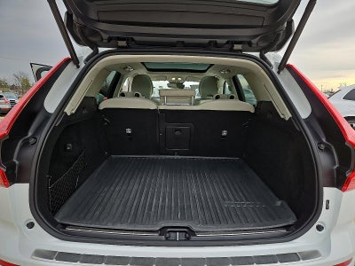 2023 Volvo XC60 B6 AWD Ultimate Bright Theme