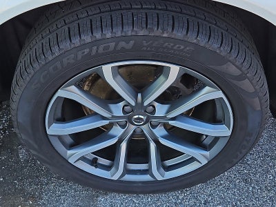 2018 Volvo XC90 T5 AWD 5-Passenger Momentum *Ltd Avail*