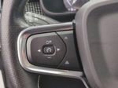 2021 Volvo XC40 T5 AWD R-Design