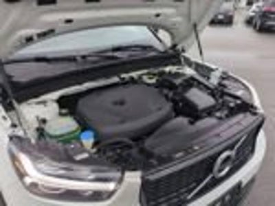 2021 Volvo XC40 T5 AWD R-Design