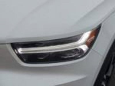 2021 Volvo XC40 T5 AWD R-Design