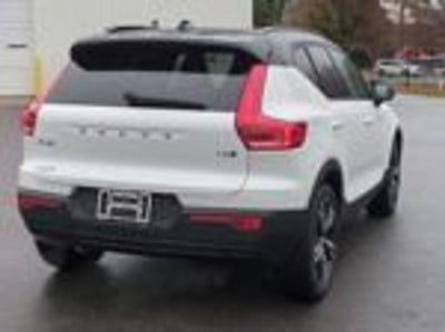 2021 Volvo XC40 T5 AWD R-Design