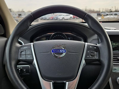 2016 Volvo XC60 AWD 4dr T6 Drive-E