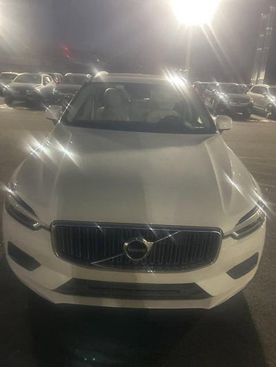 2020 Volvo XC60 T6 AWD Momentum