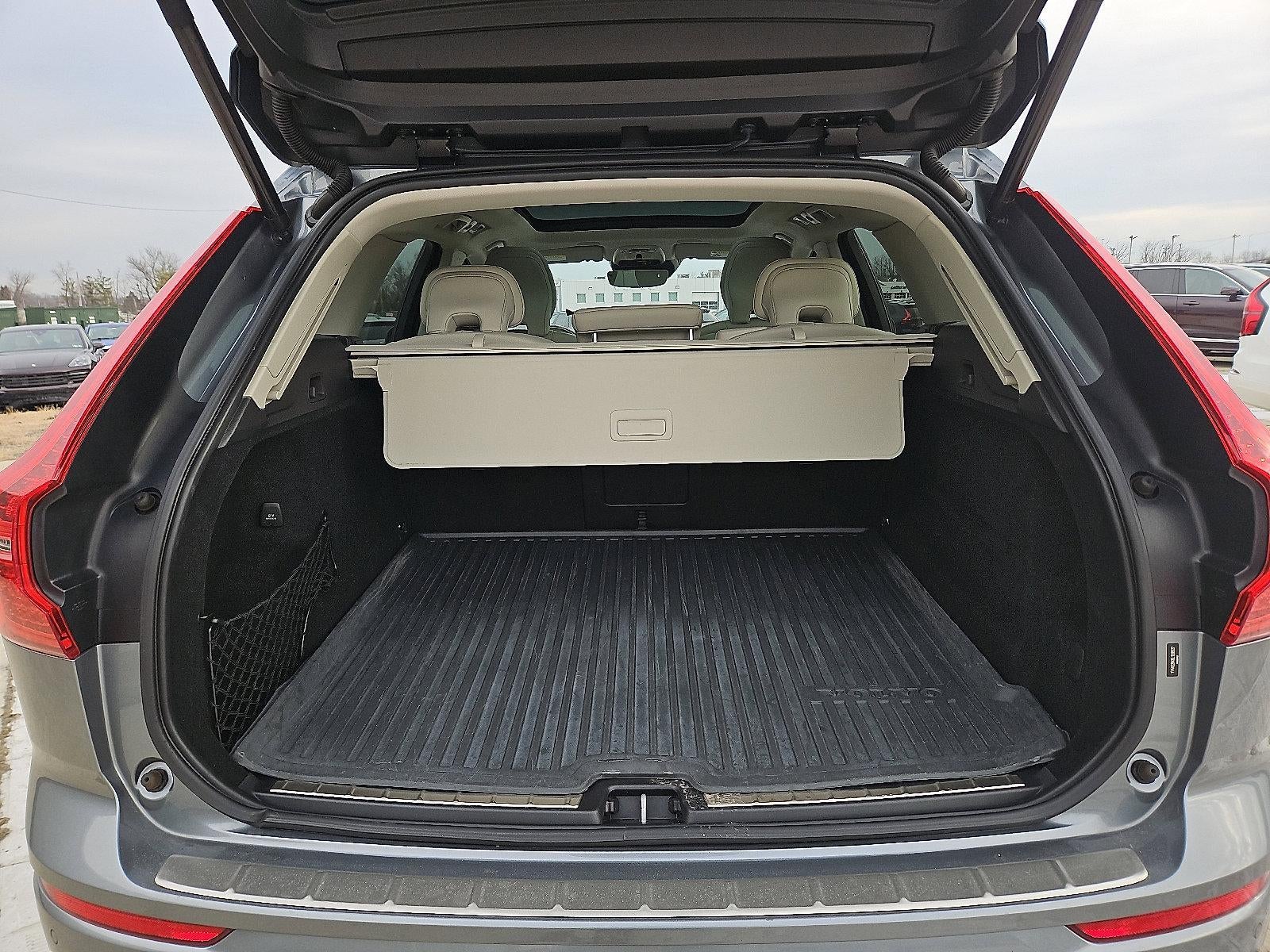 2020 Volvo XC60 T6 AWD Momentum