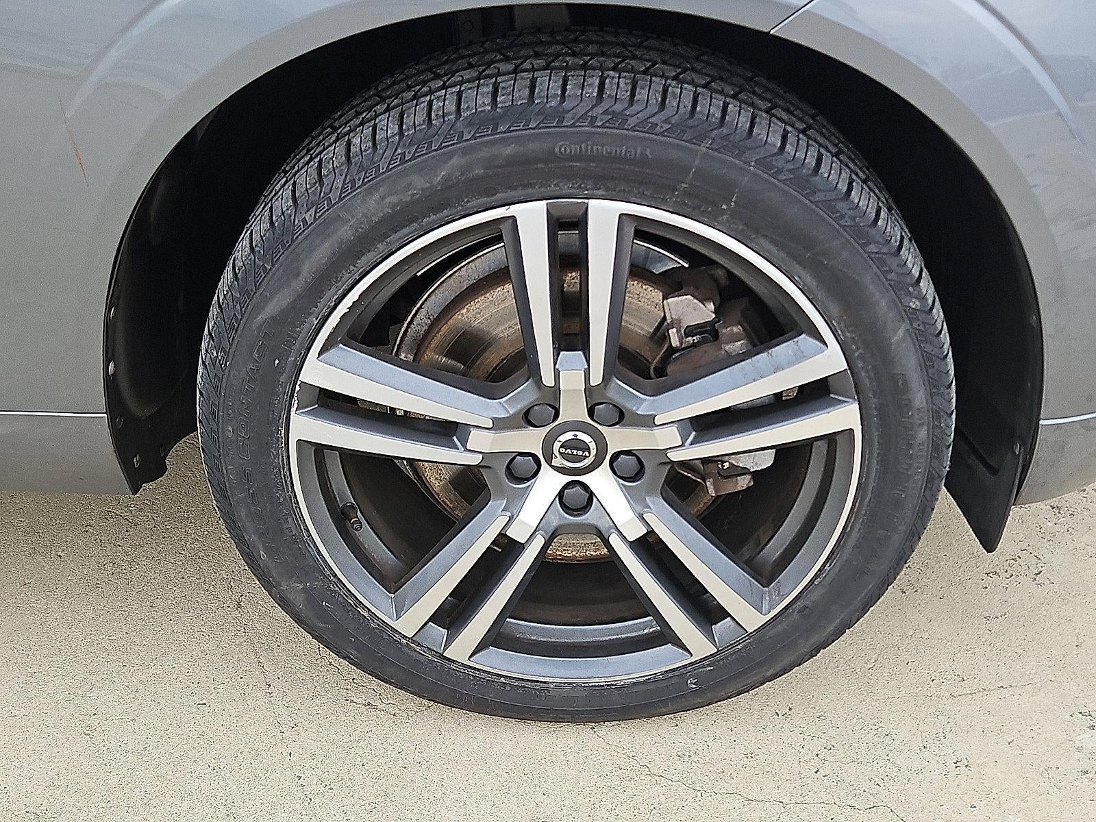 2020 Volvo XC60 T6 AWD Momentum