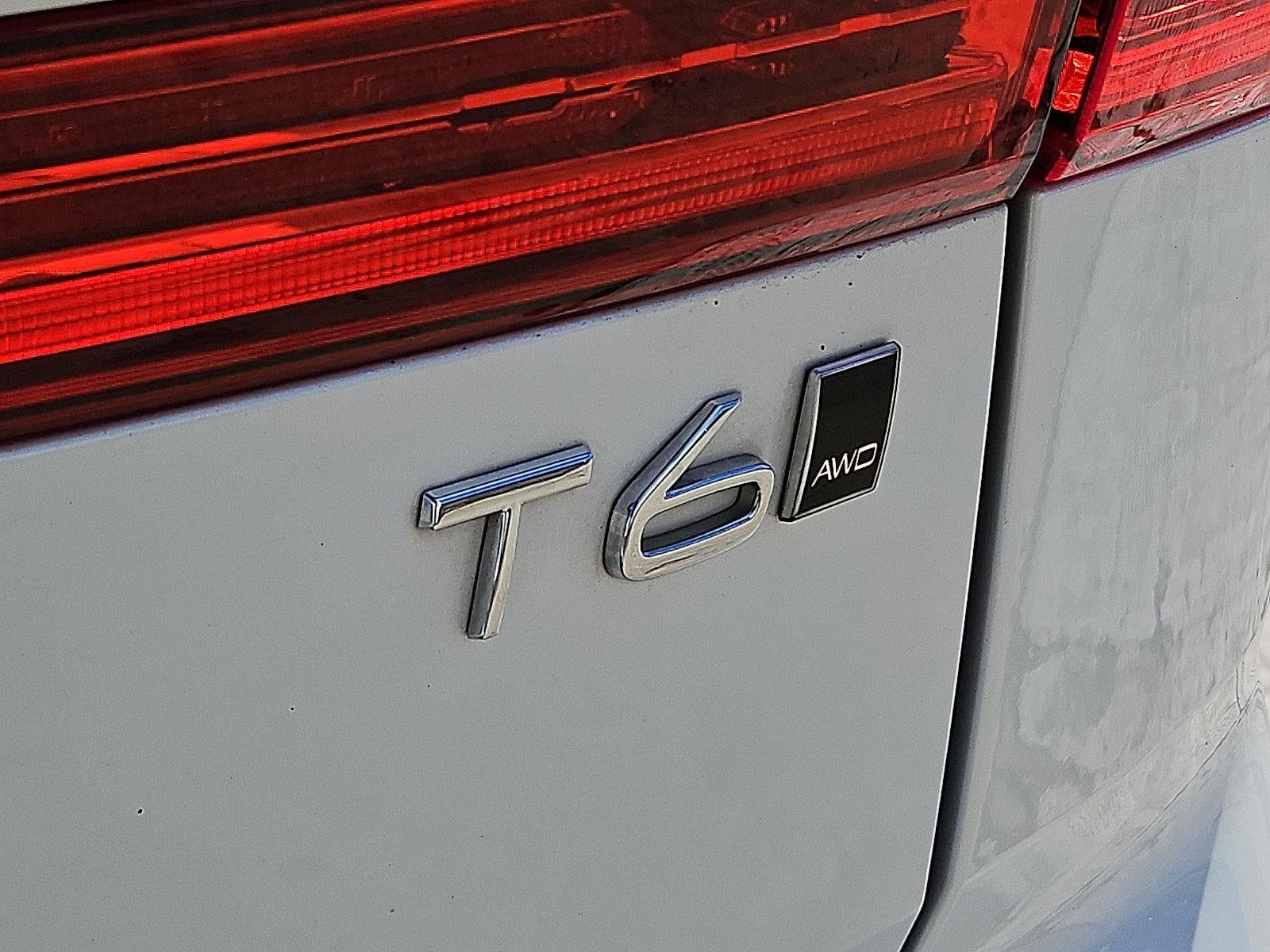 2021 Volvo XC60 T6 AWD R-Design