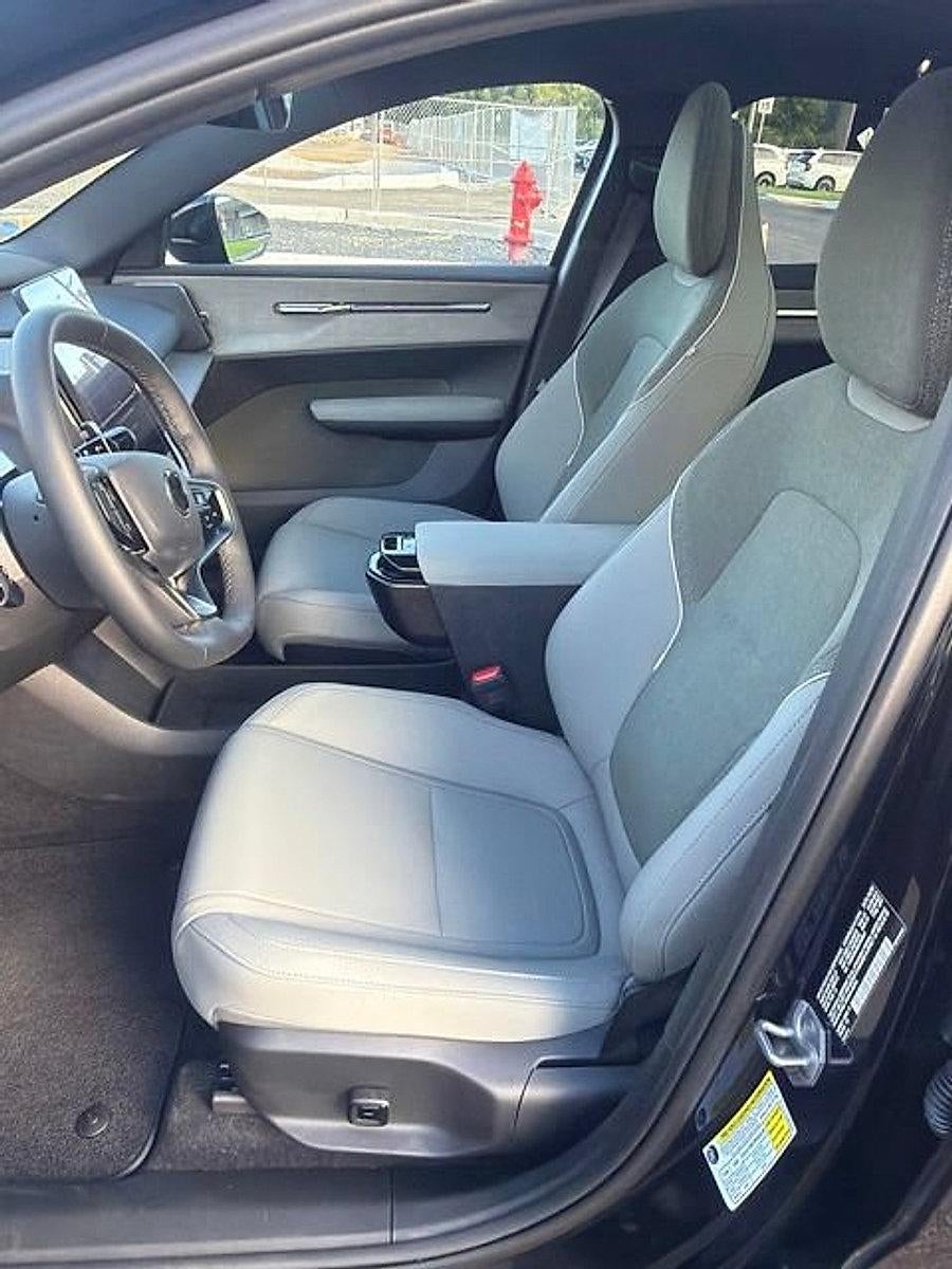 2025 Volvo EX30 Twin Motor AWD Plus