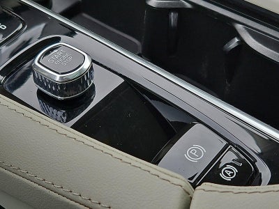 2023 Volvo XC90 Recharge Plug-In Hybrid T8 eAWD PHEV Ultimate 6P