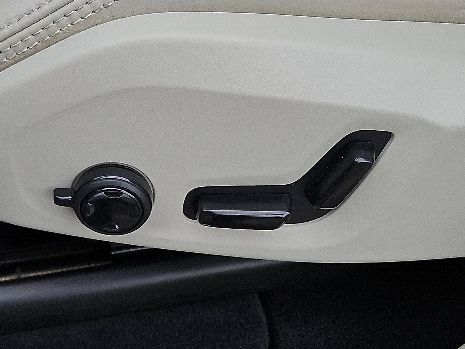 2023 Volvo XC90 Recharge Plug-In Hybrid T8 eAWD PHEV Ultimate 6P