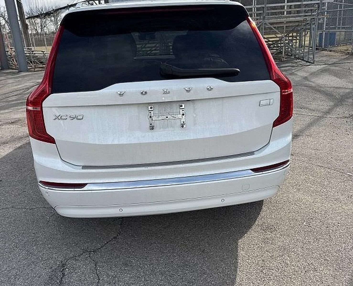 2023 Volvo XC90 Recharge Plug-In Hybrid T8 eAWD PHEV Plus 6P