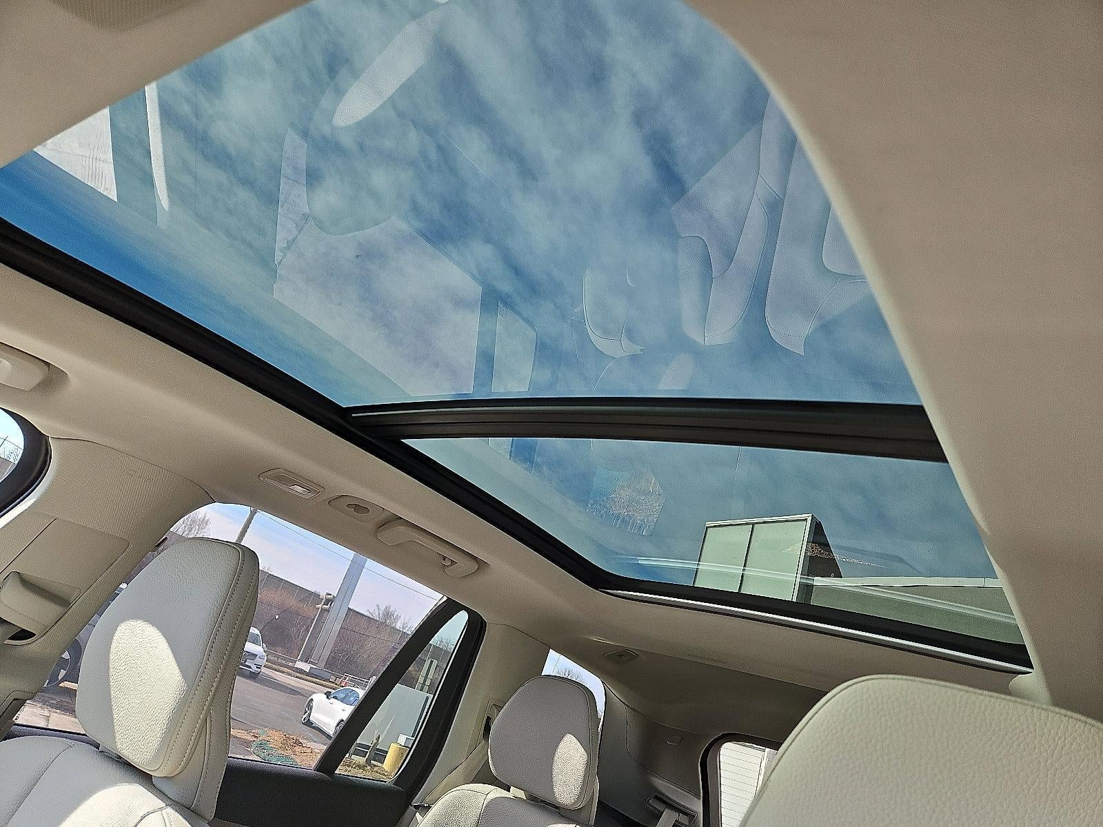 2024 Volvo XC90 Recharge Plug-In Hybrid T8 eAWD PHEV Plus Bright Theme 7P