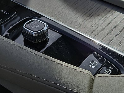 2024 Volvo XC90 Recharge Plug-In Hybrid T8 eAWD PHEV Plus Bright Theme 7P