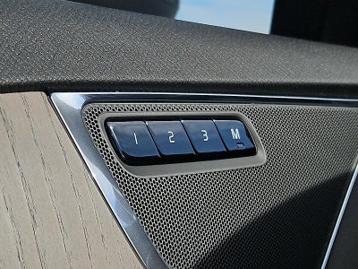 2024 Volvo XC90 Recharge Plug-In Hybrid T8 eAWD PHEV Plus Bright Theme 7P