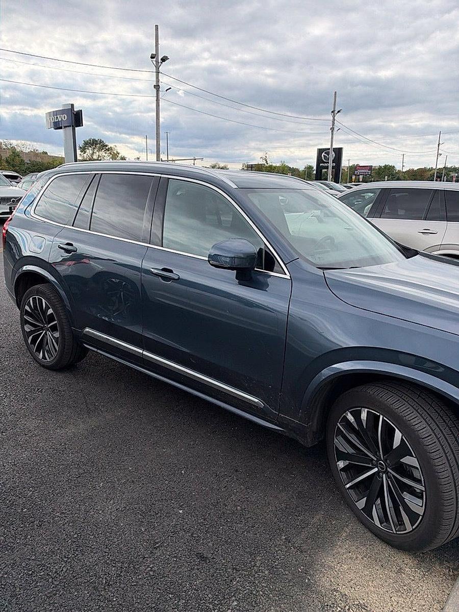 2025 Volvo XC90 Plug-In Hybrid 2025.5 T8 AWD Plus 7-Seater