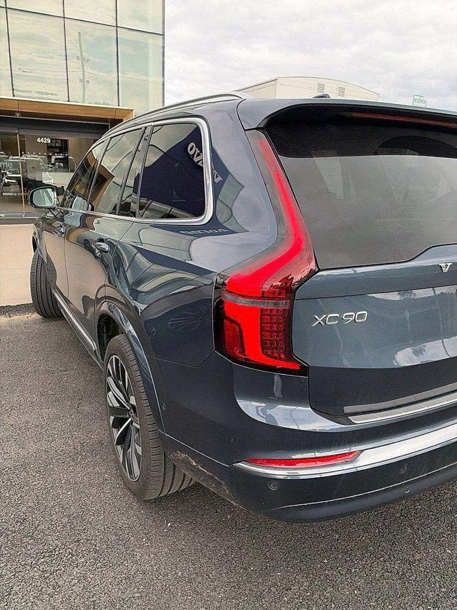 2025 Volvo XC90 Plug-In Hybrid 2025.5 T8 AWD Plus 7-Seater