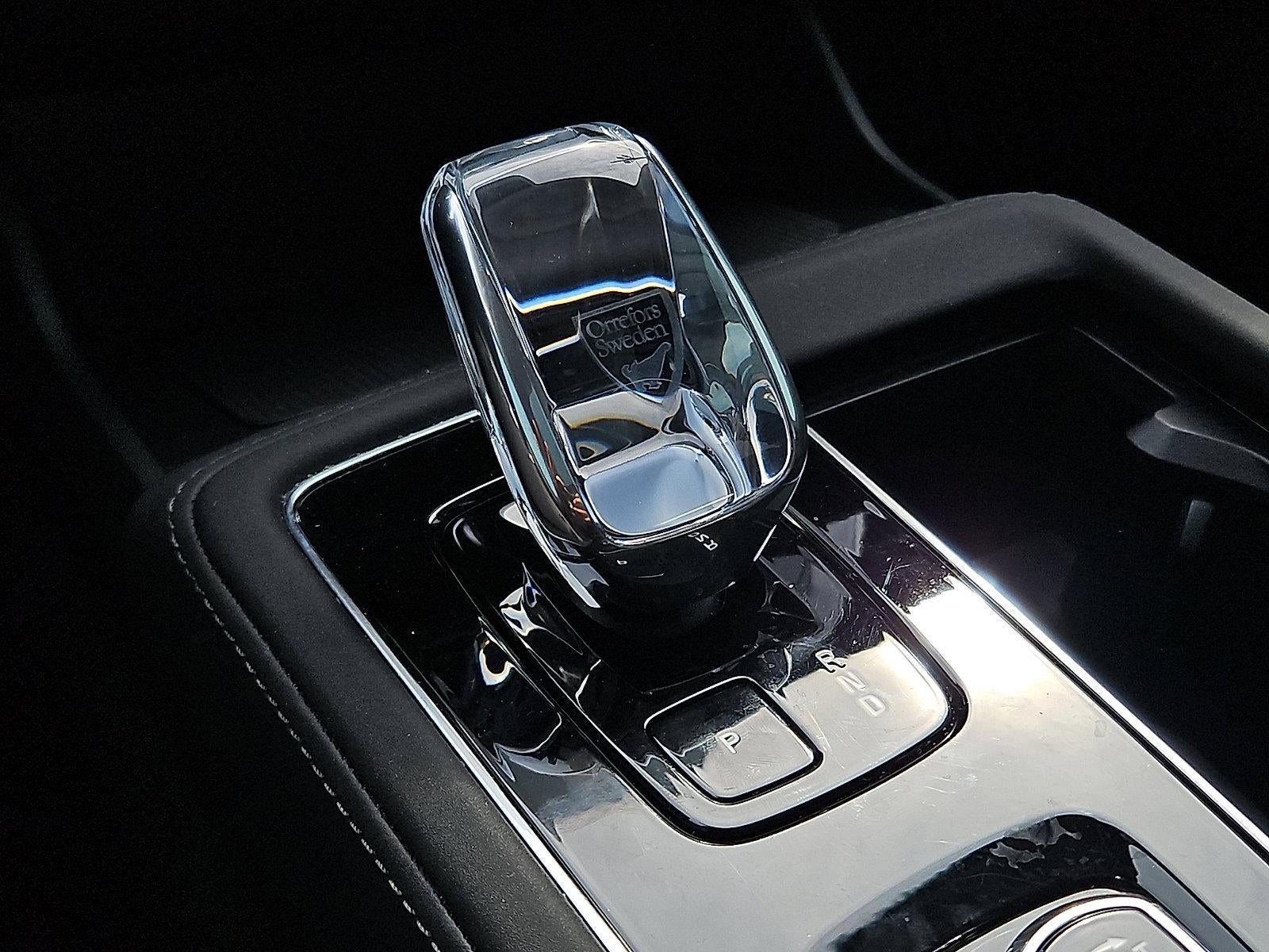 2025 Volvo XC90 Plug-In Hybrid 2025.5 T8 AWD Ultra 7-Seater