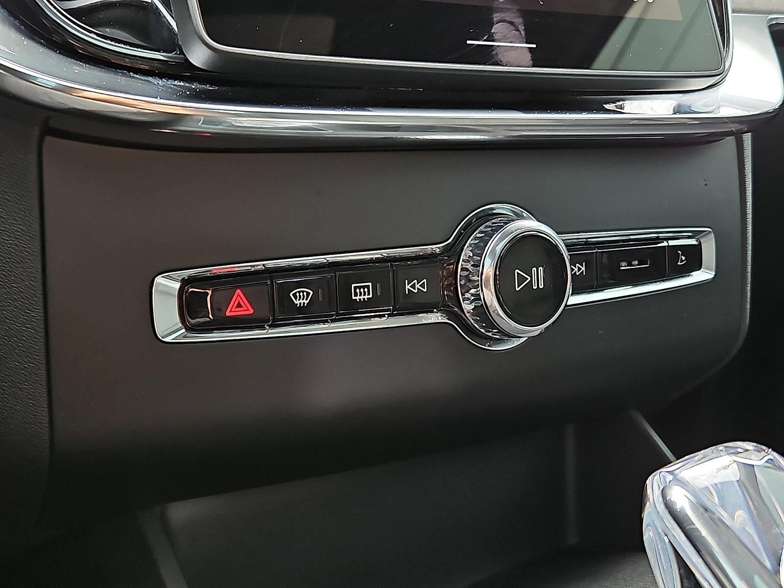 2025 Volvo XC90 Plug-In Hybrid 2025.5 T8 AWD Ultra 7-Seater