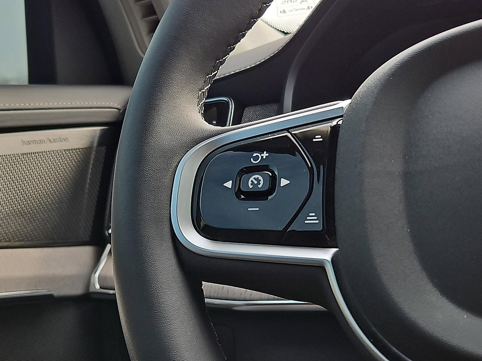 2025 Volvo XC90 Plug-In Hybrid 2025.5 T8 AWD Ultra 7-Seater