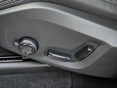 2025 Volvo XC90 Plug-In Hybrid 2025.5 T8 AWD Ultra 7-Seater