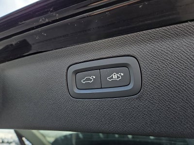 2025 Volvo XC90 Plug-In Hybrid 2025.5 T8 AWD Ultra 7-Seater