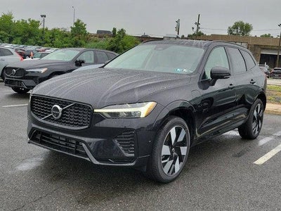 2025 Volvo XC60 Plug-In Hybrid T8 AWD Plus