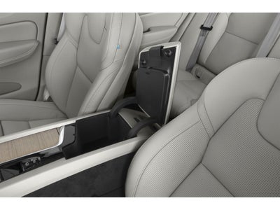 2025 Volvo XC60 Plug-In Hybrid T8 AWD Ultra