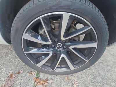 2024 Volvo XC90 B5 AWD Plus Bright Theme 7P